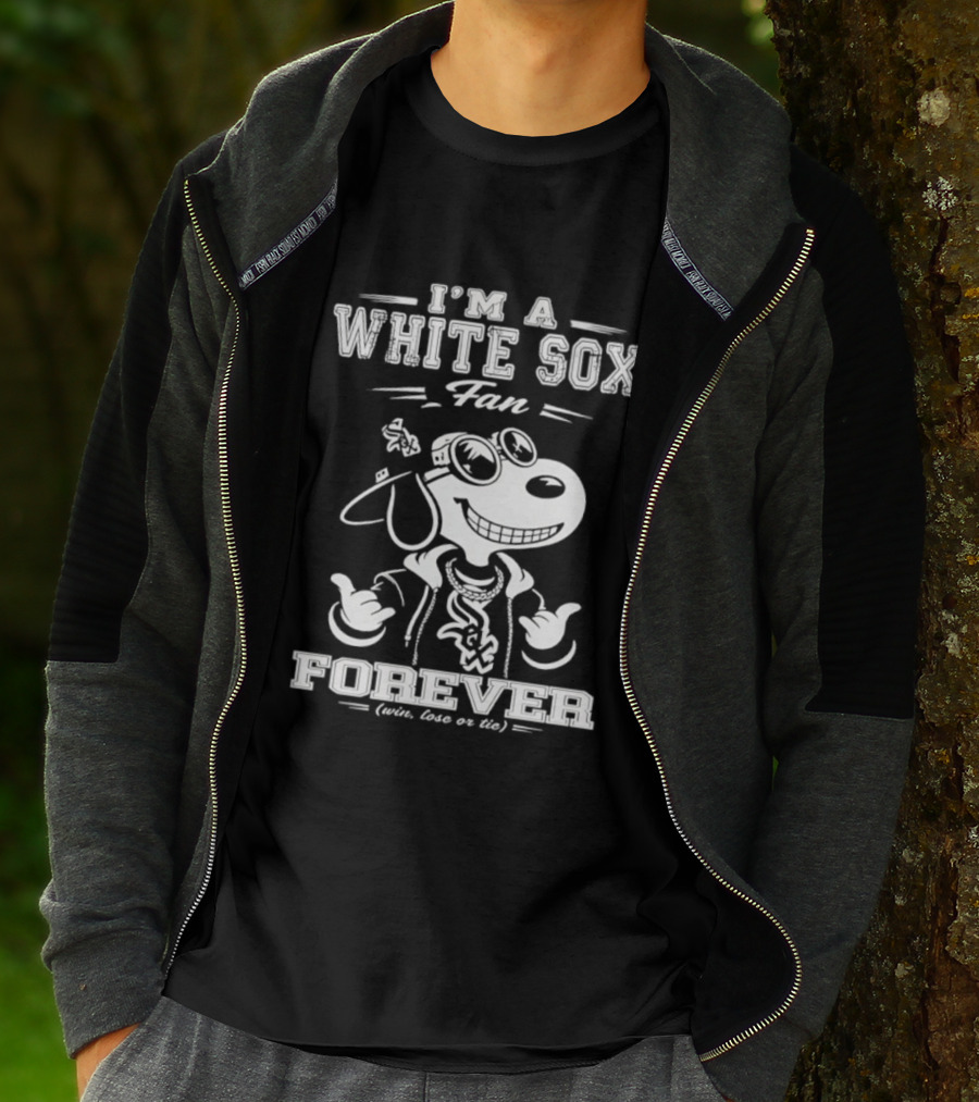 I'm A White Sox Fan Forever Win Lose Or Tie Snoopy T-Shirt