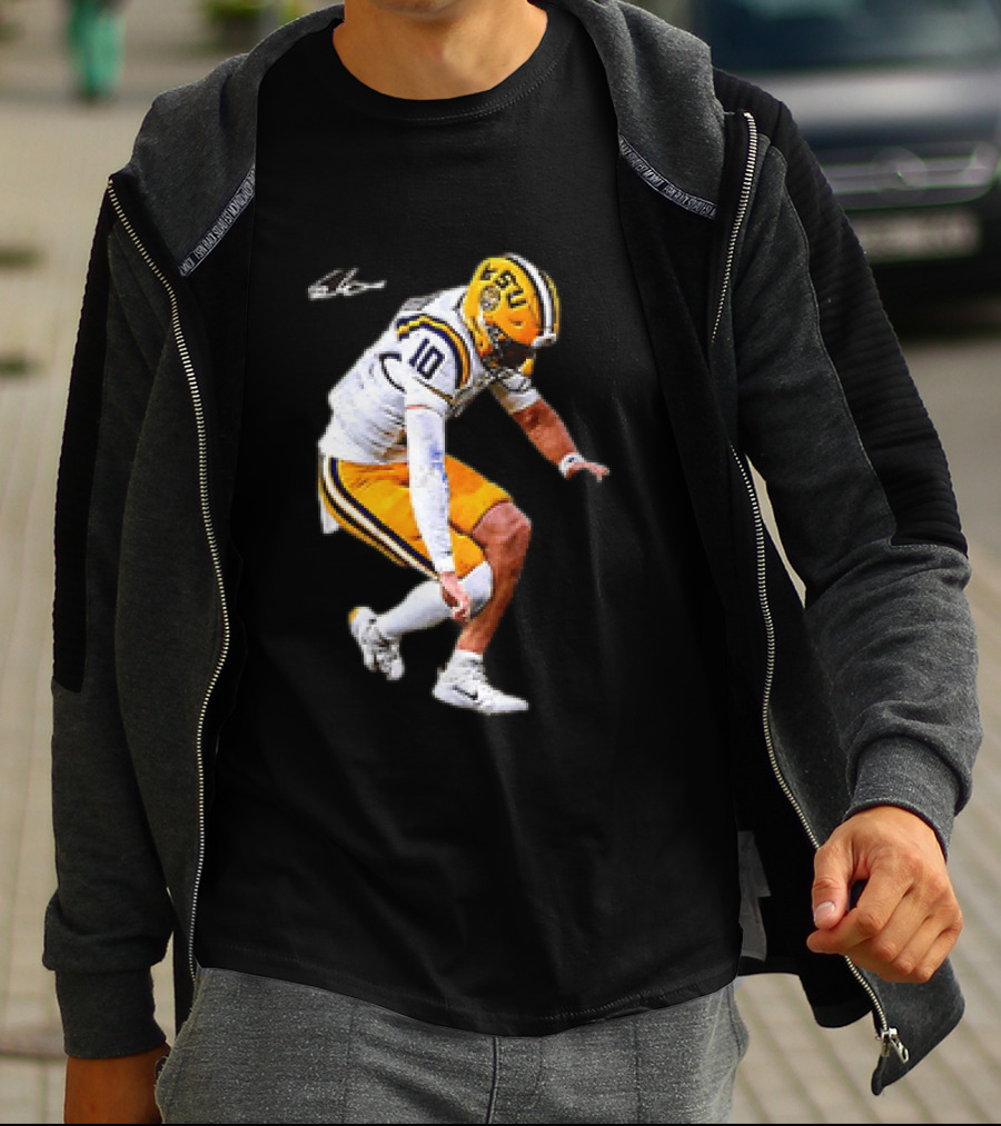 Garrett Nussmeier LSU Tigers Football Quarterback Action Play T-Shirt