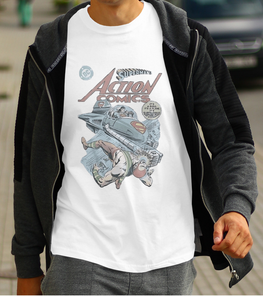 Superman's Action Comics No 461 It's A Bird It's A Plane It's The Supermobile DC T-Shirt