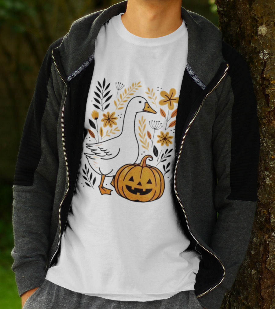 Pumpkin Jack O Lantern Goose Fall Farmhouse Floral Halloween T-Shirt