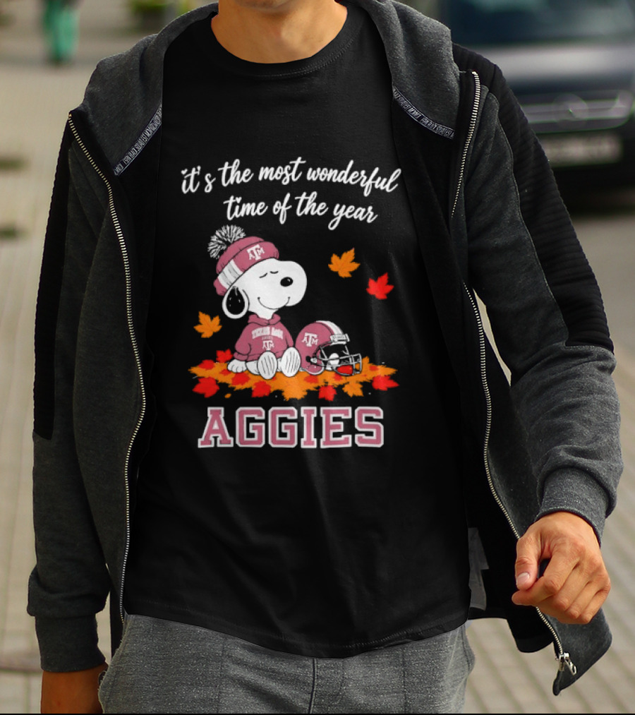 Snoopy It's The Most Wonderful Time Of The Year Texas A&M Aggies Autumn Leaves T-Shirt