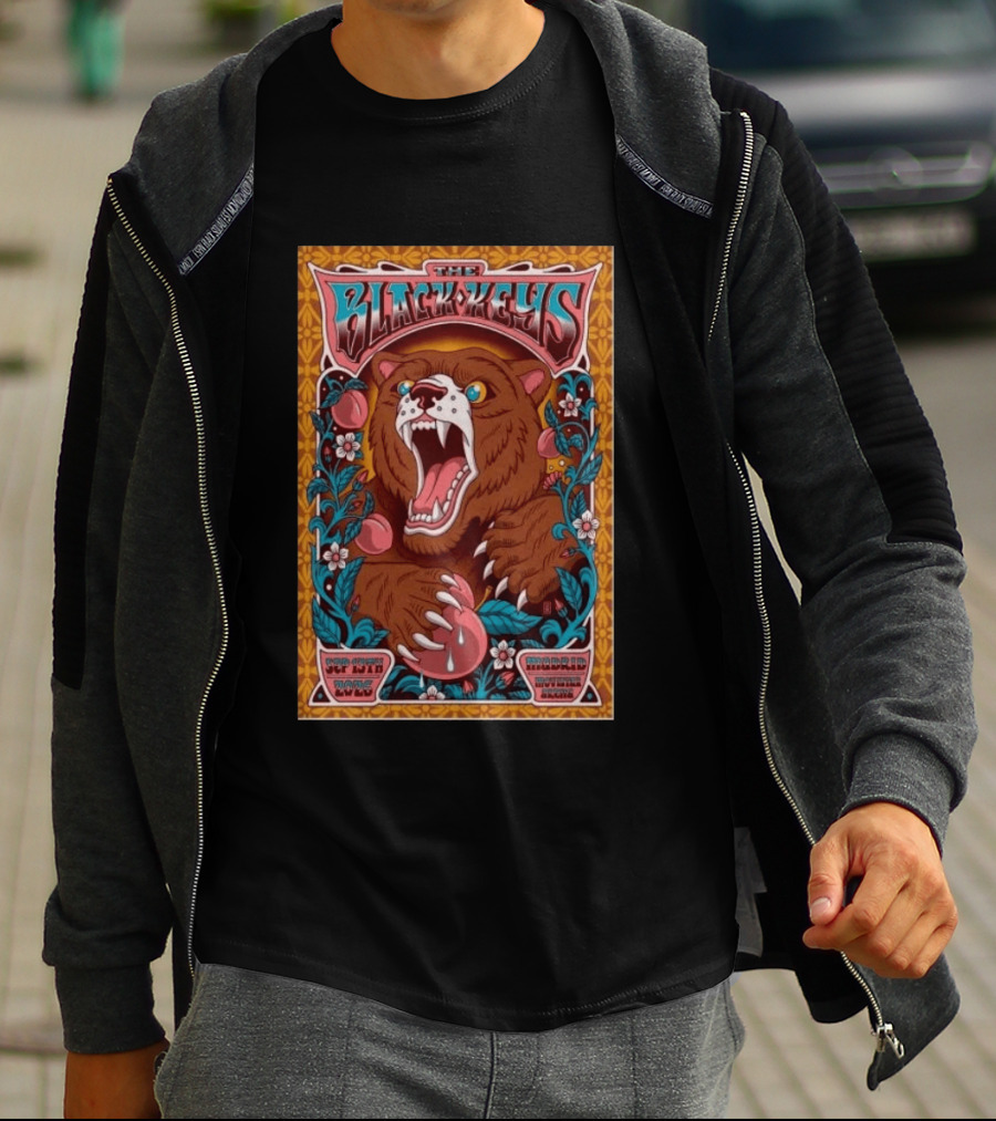 The Black Keys Sep 13 2026 Movistar Arena Madrid Wild Bear T-Shirt
