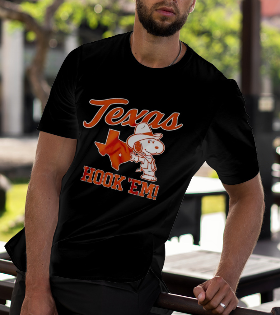 Texas Snoopy Hook 'Em Peanuts Cowboy Spirit T-Shirt