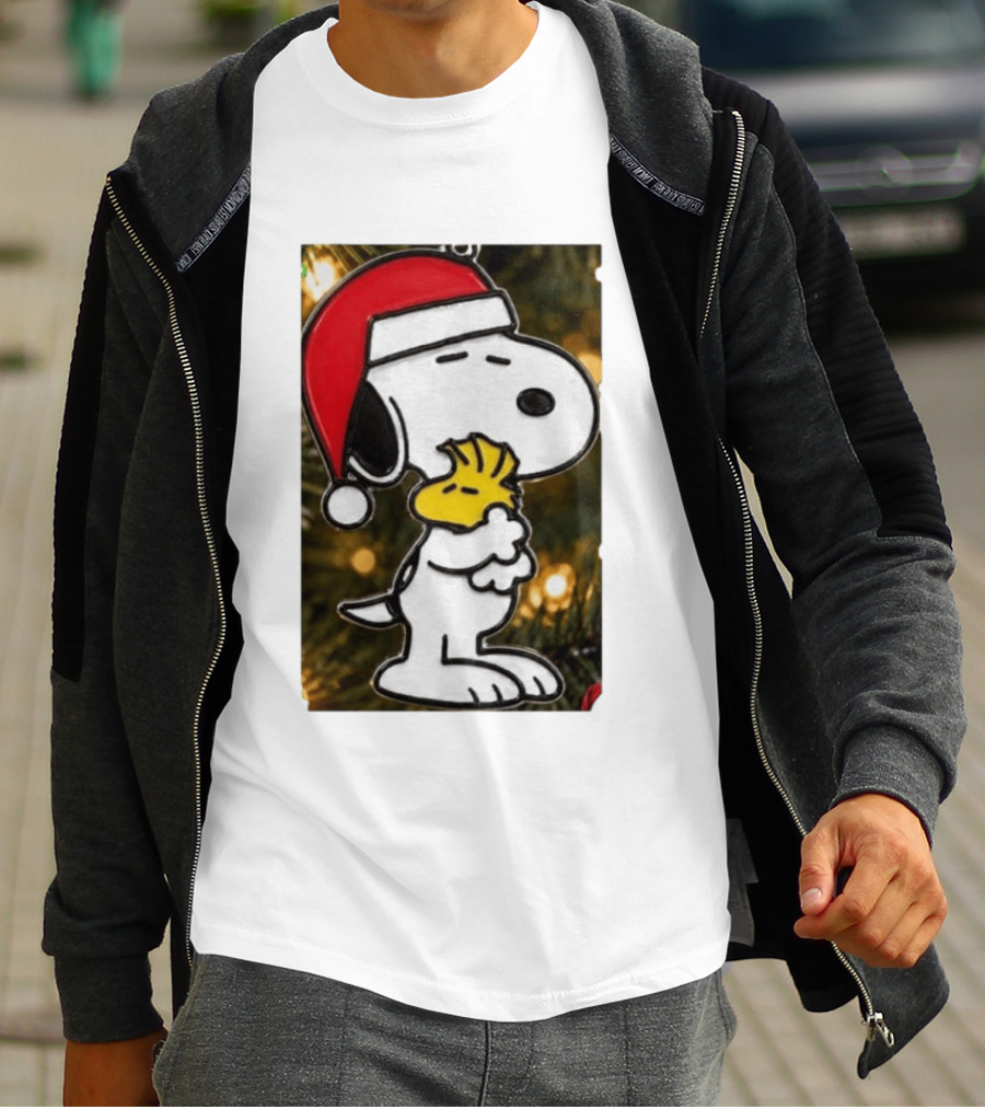 Snoopy Woodstock Christmas Hugging Best Holiday Gift Peanuts T-Shirt