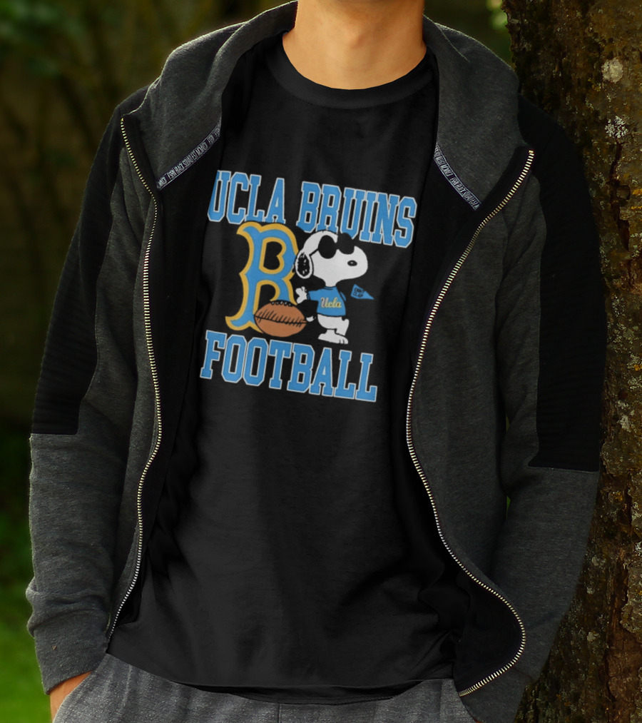 UCLA Bruins Football Snoopy Peanuts Eight Clap T-Shirt
