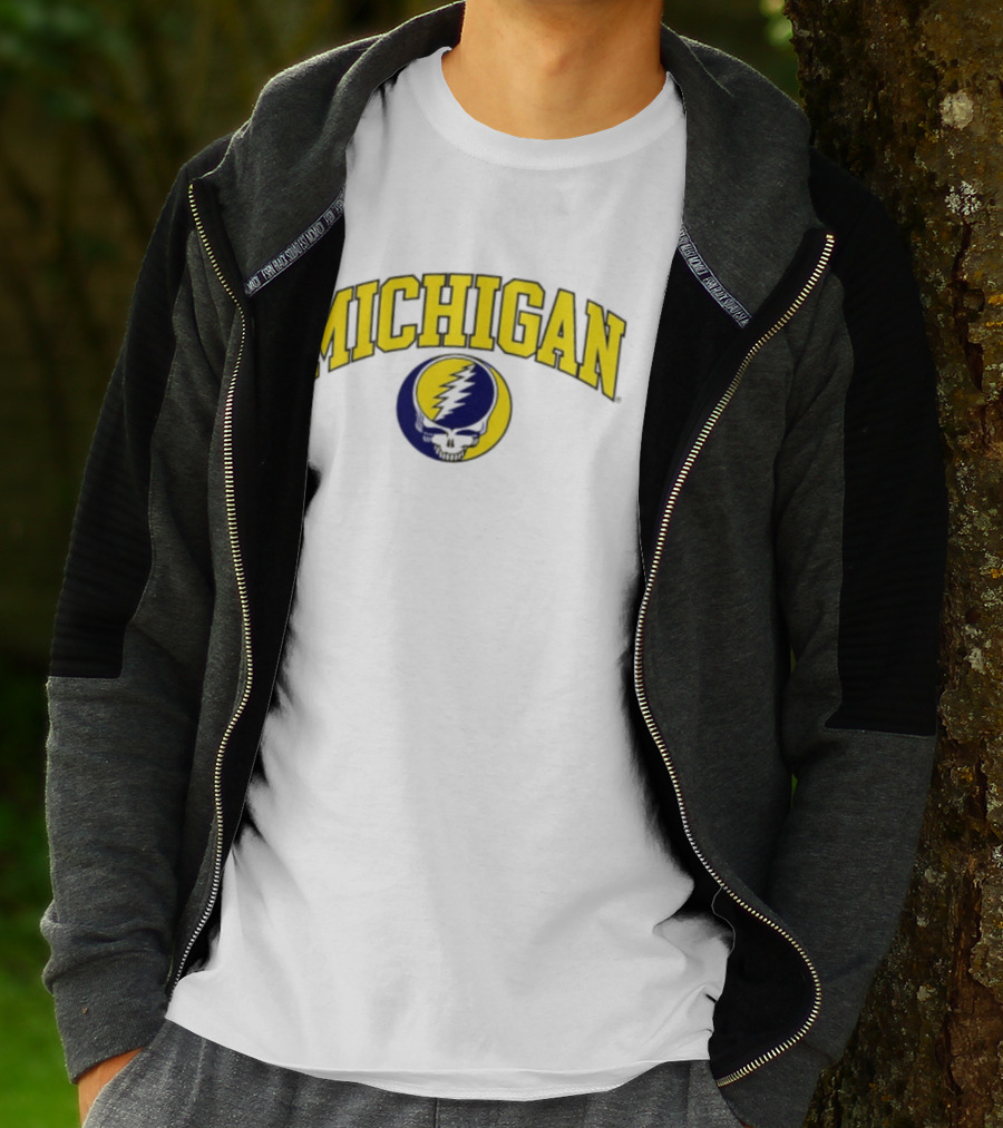 Michigan Wolverines Grateful Dead 2026 Collaboration Lightning Skull T-Shirt