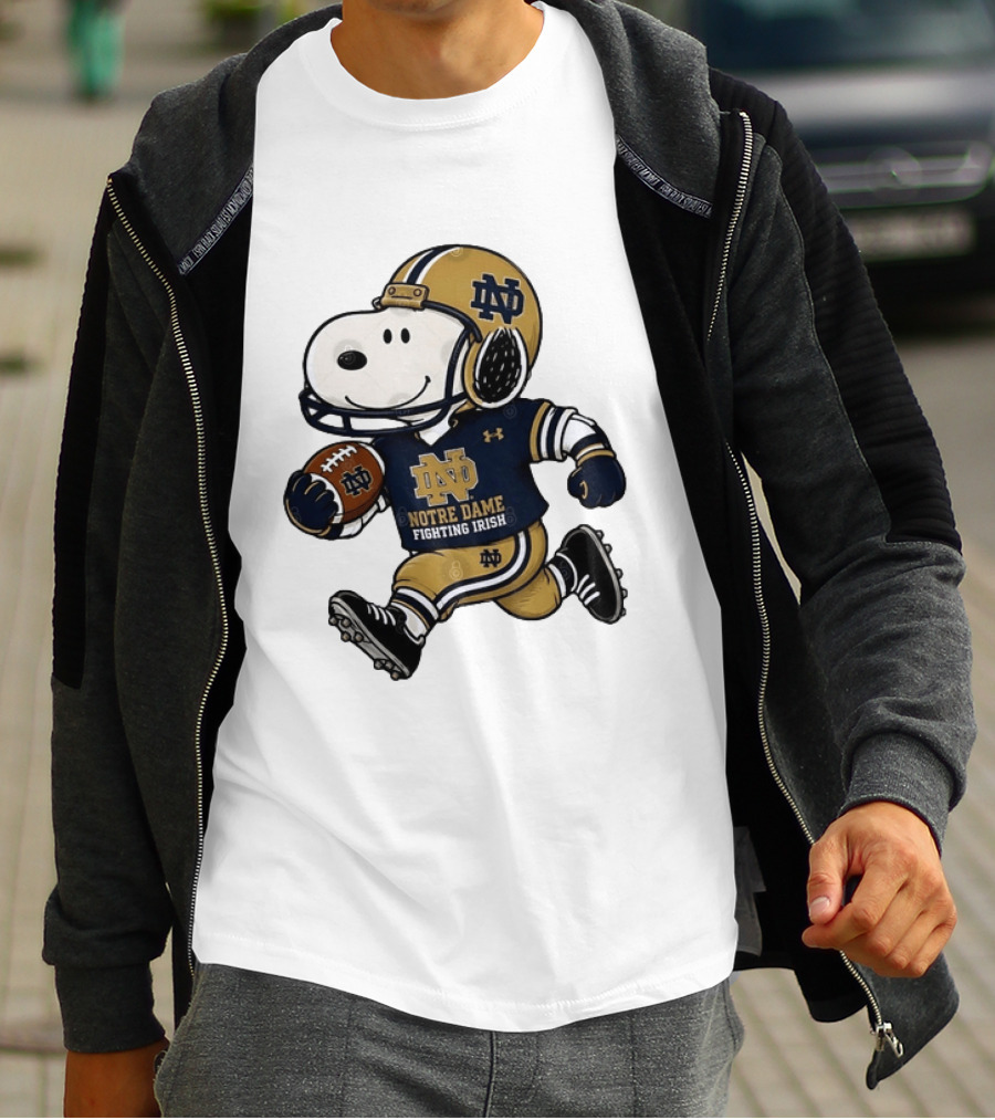 Snoopy Playing Football Notre Dame Fighting Irish ND Team Fan Gear T-Shirt