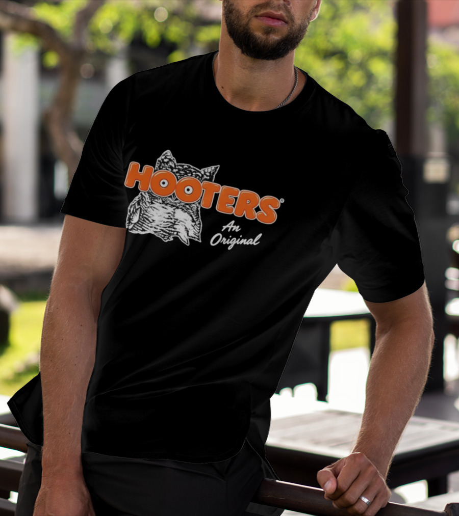 Hooters Owl An Original Restaurant Brand T-Shirt