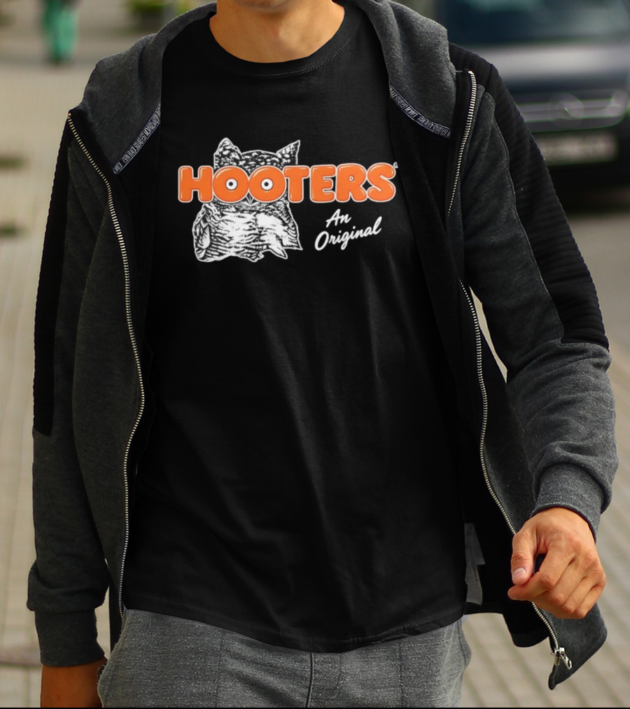 Hooters Owl An Original Restaurant Brand T-Shirt
