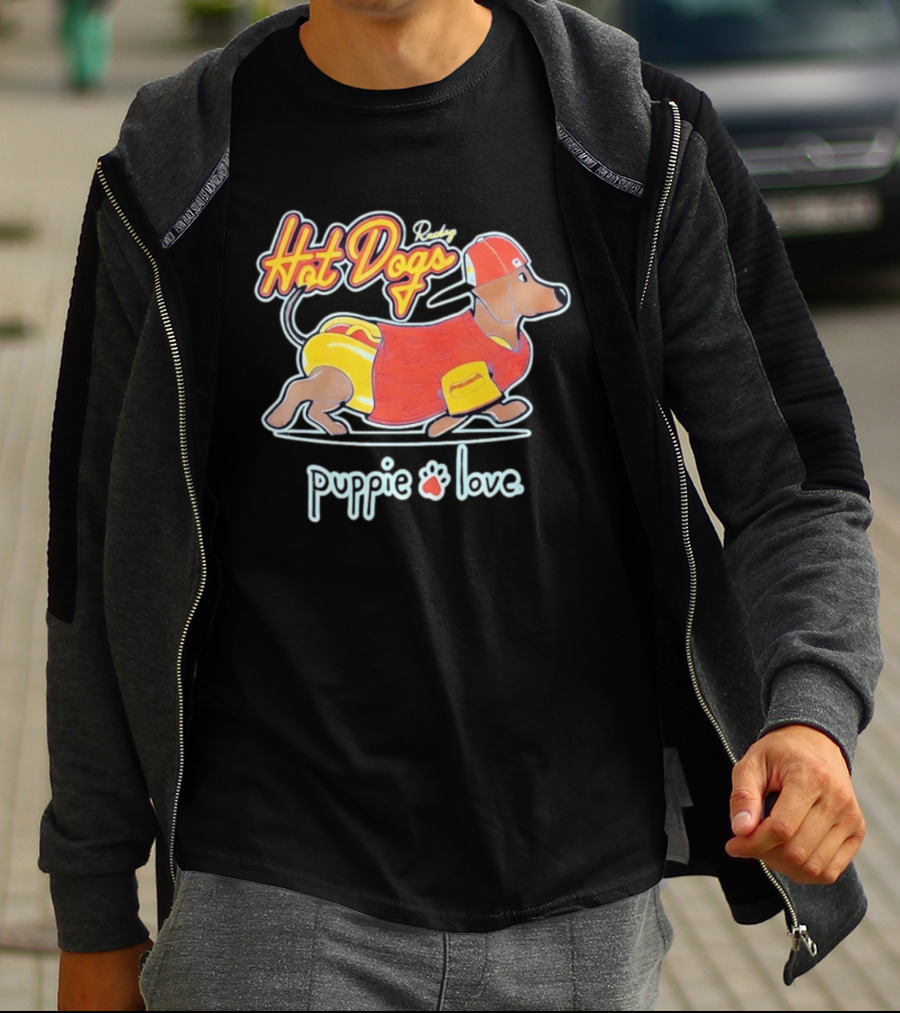Rockin Hot Dogs Puppie Love Dachshund Dog Lover T-Shirt