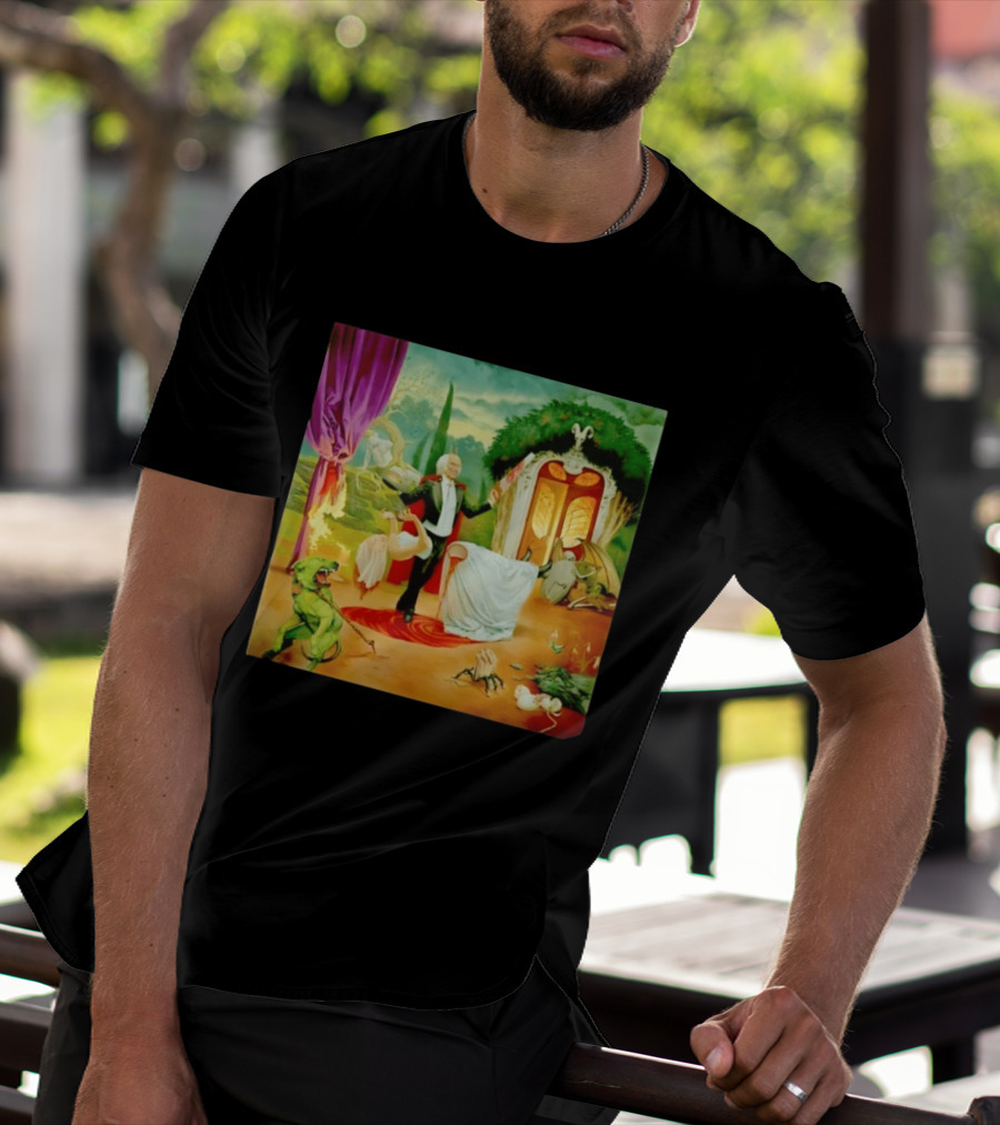 Surreal Magician Gothic Horror Sawing Woman In Half Fantasy Scene T-Shirt