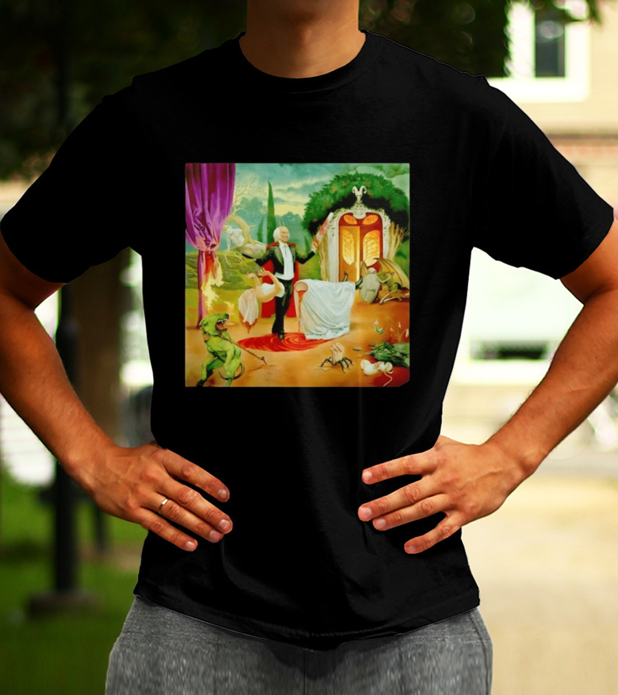 Surreal Magician Gothic Horror Sawing Woman In Half Fantasy Scene T-Shirt