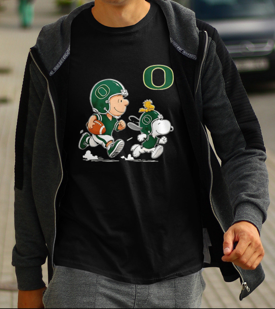 Charlie Brown Woodstock Snoopy Oregon Ducks Football 2026 T-Shirt