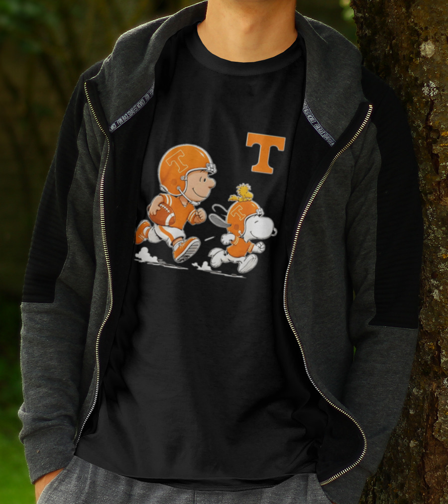 Charlie Brown Snoopy Woodstock Tennessee Volunteers Football 2026 T-Shirt