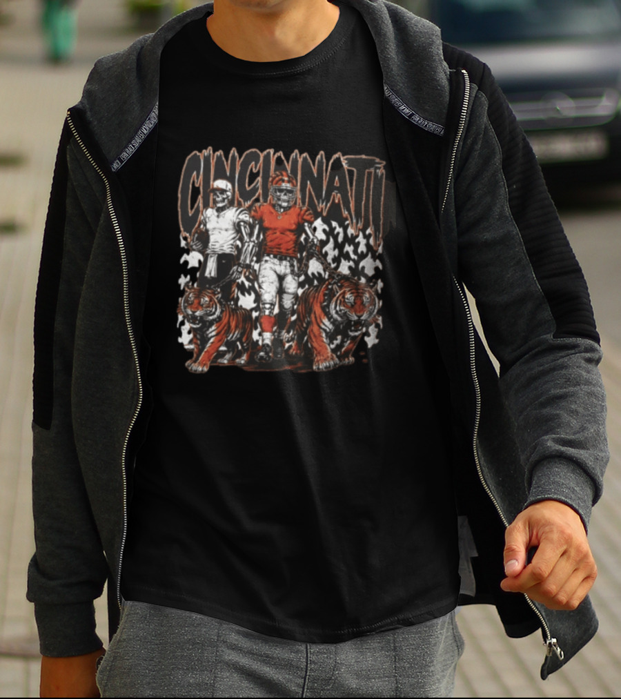 Cincinnati Bengals Skeleton Football Players Walking Tigers T-Shirt