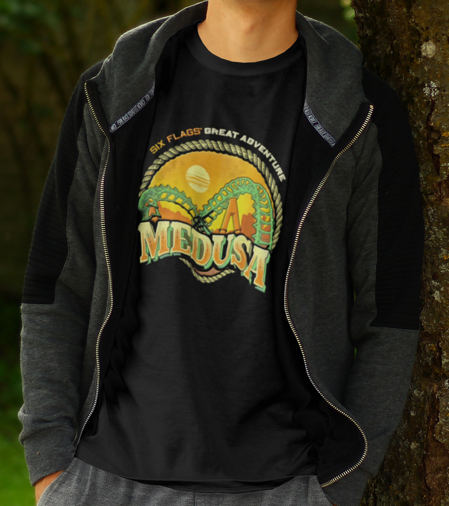 Six Flags Great Adventure Medusa Roller Loop Retro Sunburst T-Shirt