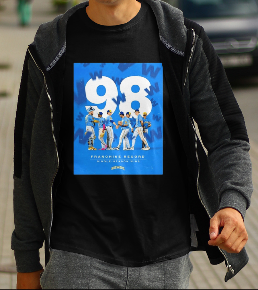 Milwaukee Brewers 98 Franchise Record Single Season Wins Team Celebration T-Shirt