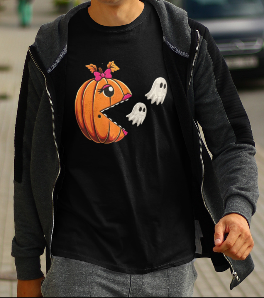 Ms Pac Man Pumpkin Shape Halloween Ghosts T-Shirt