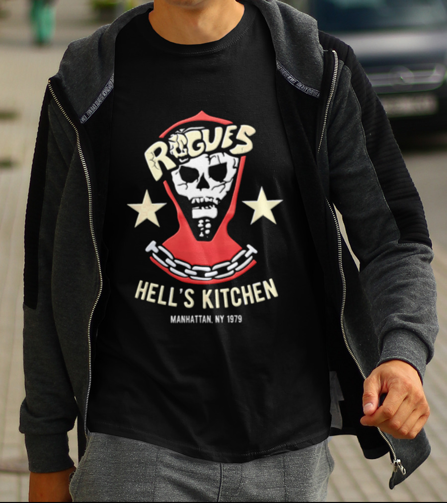 Rogues Skull Hood Chain Stars Hell's Kitchen Manhattan NY 1979 T-Shirt