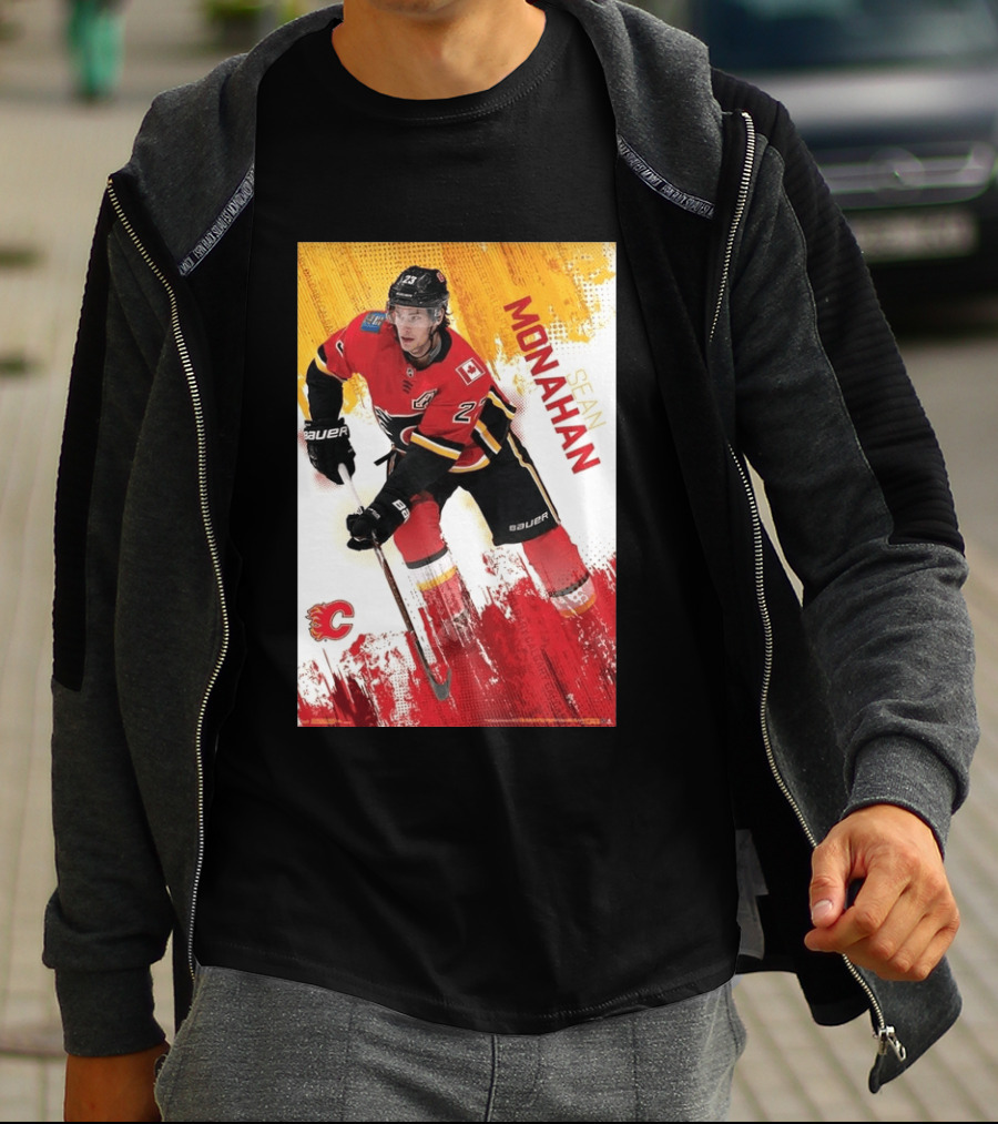 Sean Monahan Calgary Flames NHL Hockey Action T-Shirt