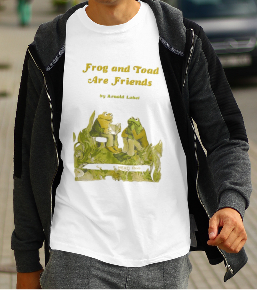 Frog And Toad Are Friends By Arnold Lobel Book Cover T-Shirt