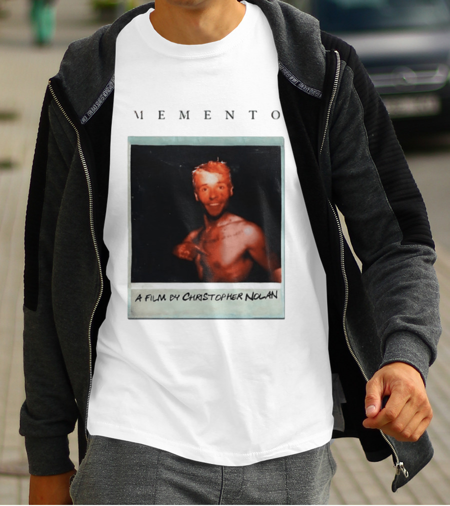 Memento A Film By Christopher Nolan Guy Pearce Polaroid Image T-Shirt