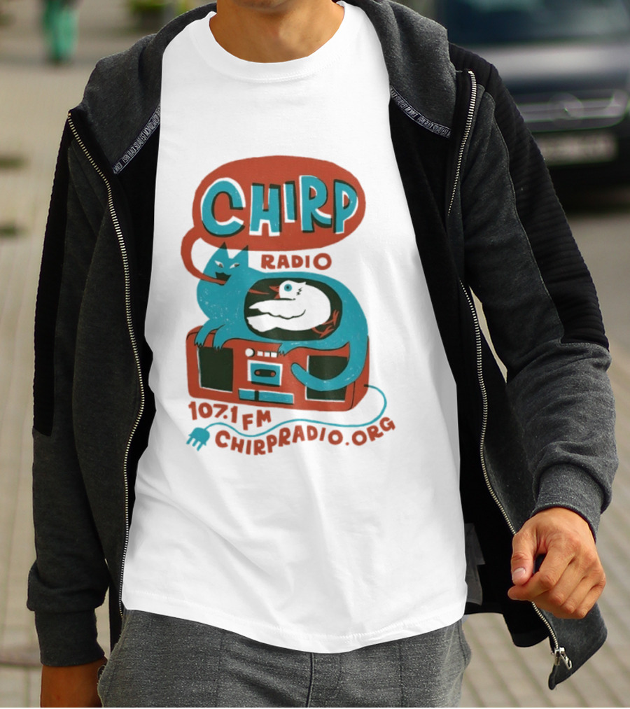 CHIRP Radio 107.1 FM Chicago Cat And Bird CHIRPRADIO.ORG T-Shirt
