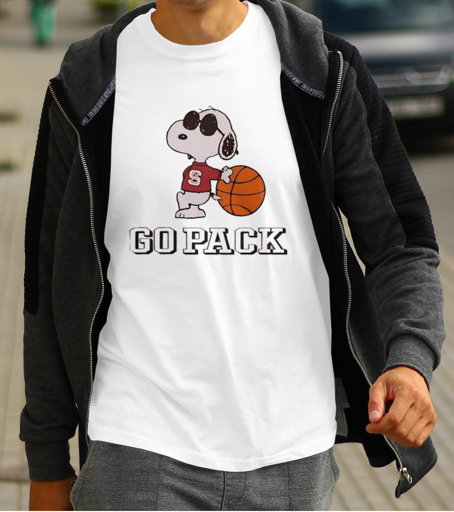 Snoopy NC State Wolfpack Basketball Go Pack T-Shirt