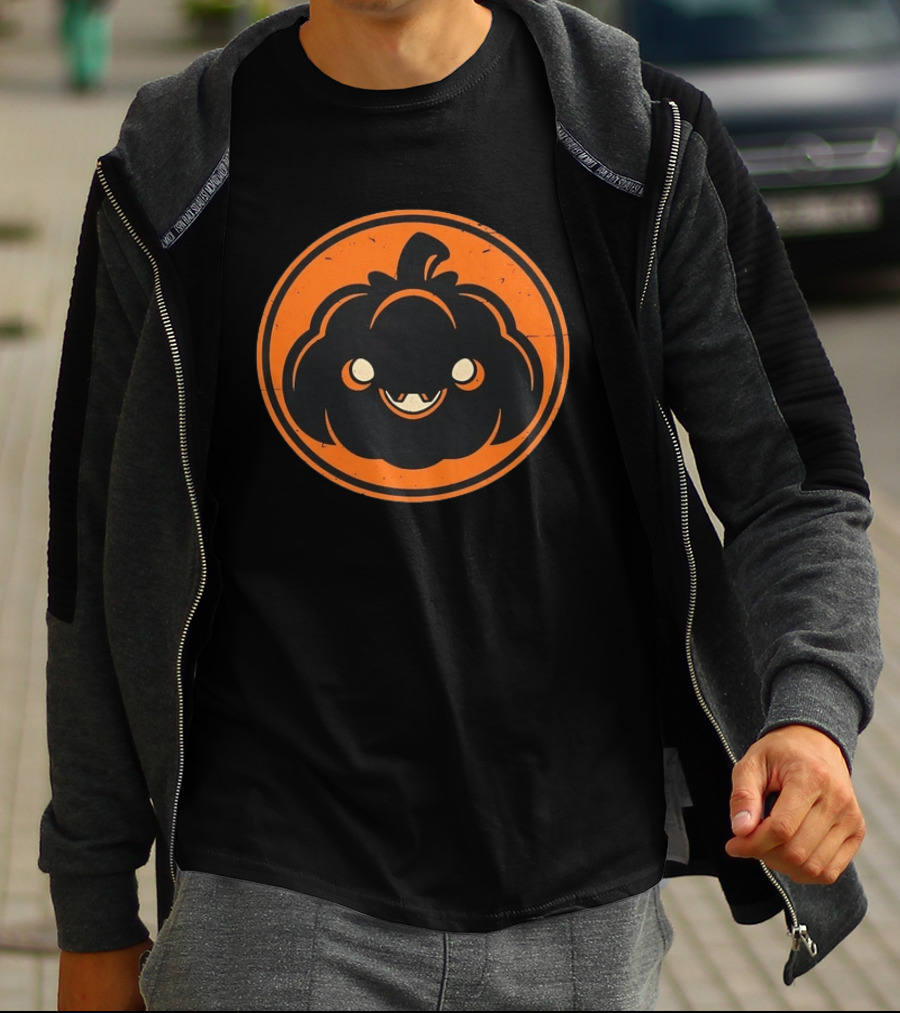 Jack O' Lantern Pumpkin Face Distressed Vintage Halloween Icon Orange Circle T-Shirt
