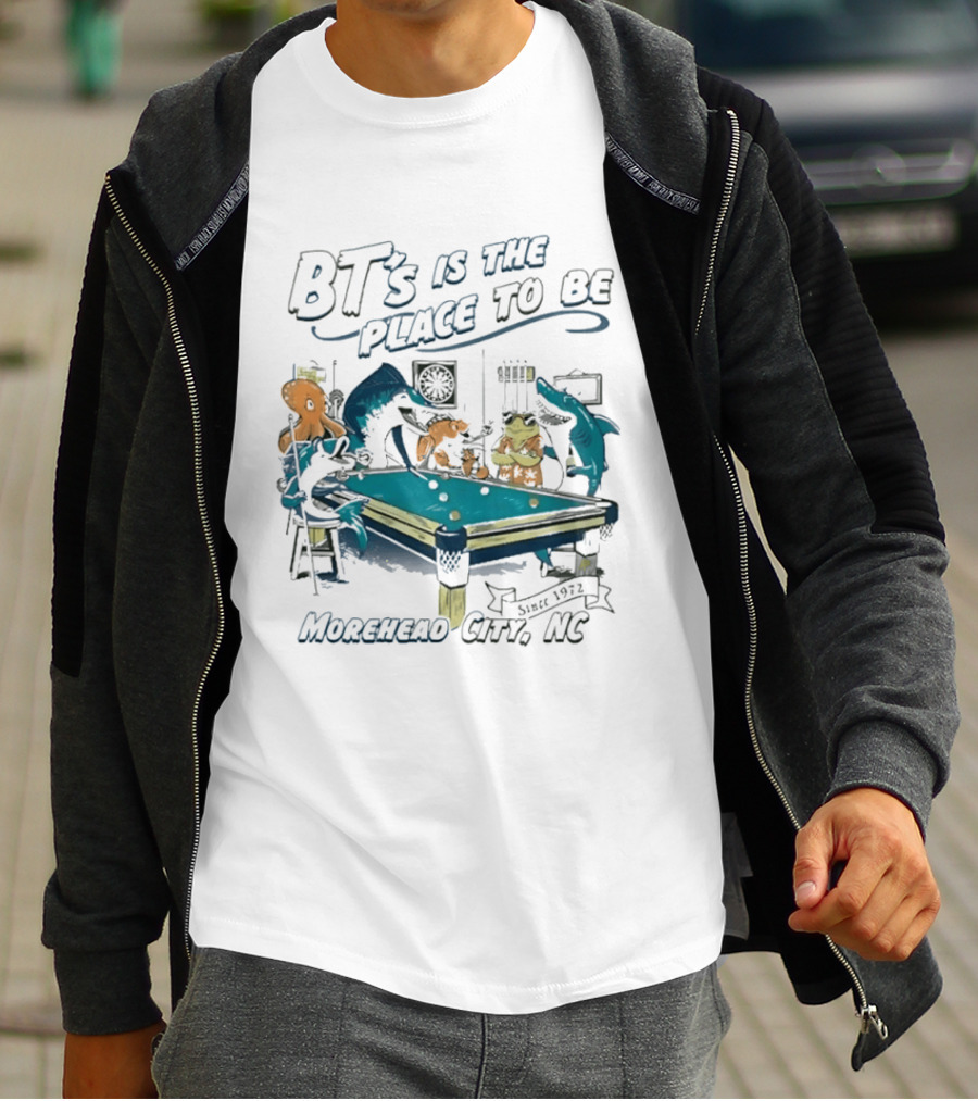 BT's Is The Place To Be Morehead City NC Since 1972 Pool Hall Sea Creatures Playing Billiards T-Shirt
