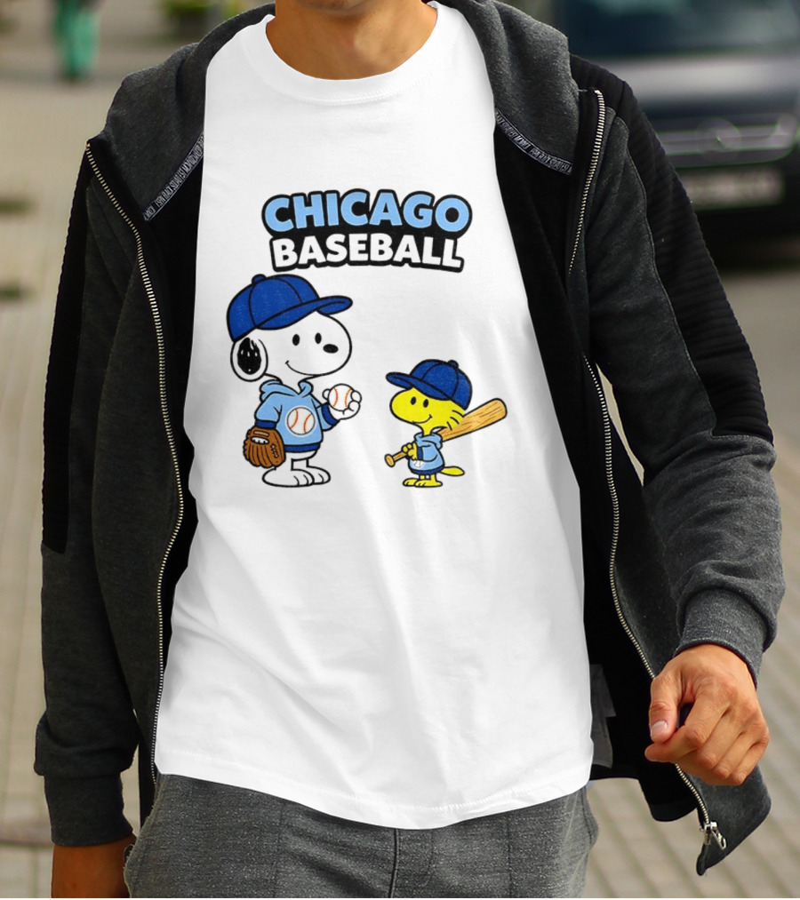 Chicago Cubs Baseball Snoopy Woodstock Peanuts Cartoon MLB T-Shirt
