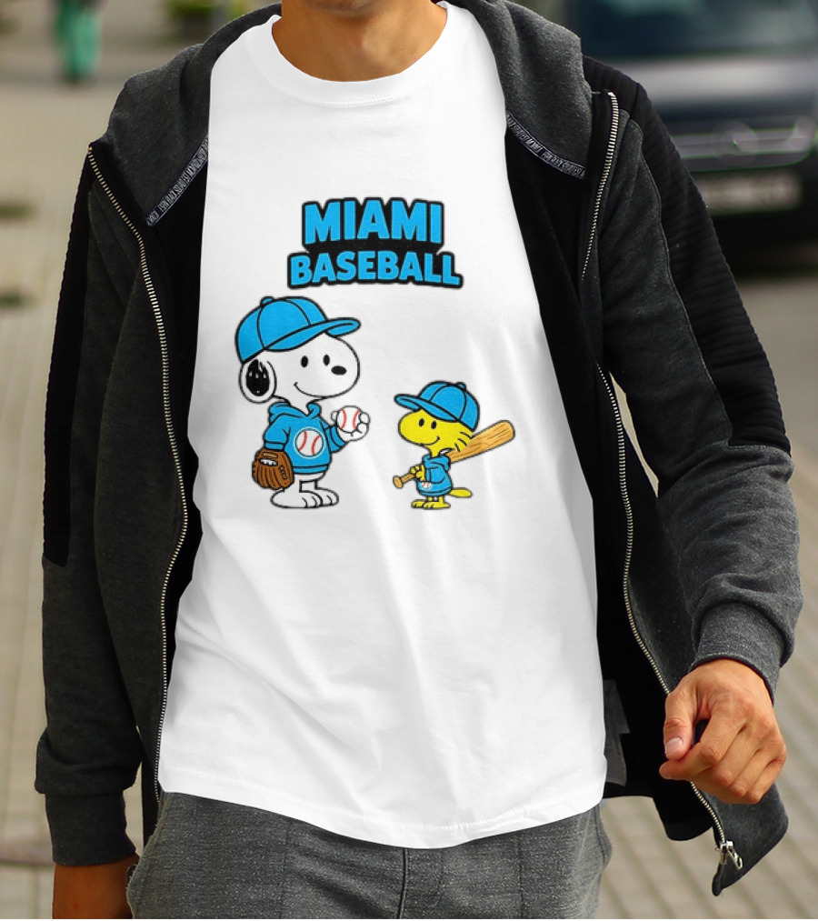 Snoopy Woodstock Miami Baseball Peanuts Cartoon MLB T-Shirt