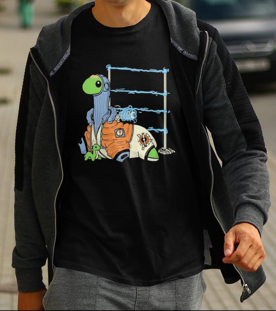 Wattson Nessie Apex Legends Character With Baby Nessie And Fences T-Shirt