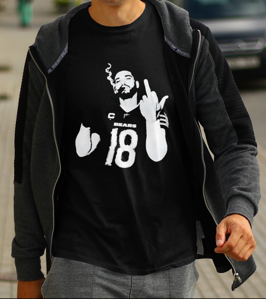 Chicago Bears 18 Player Cigar Beer Gesture Sports Fan T-Shirt