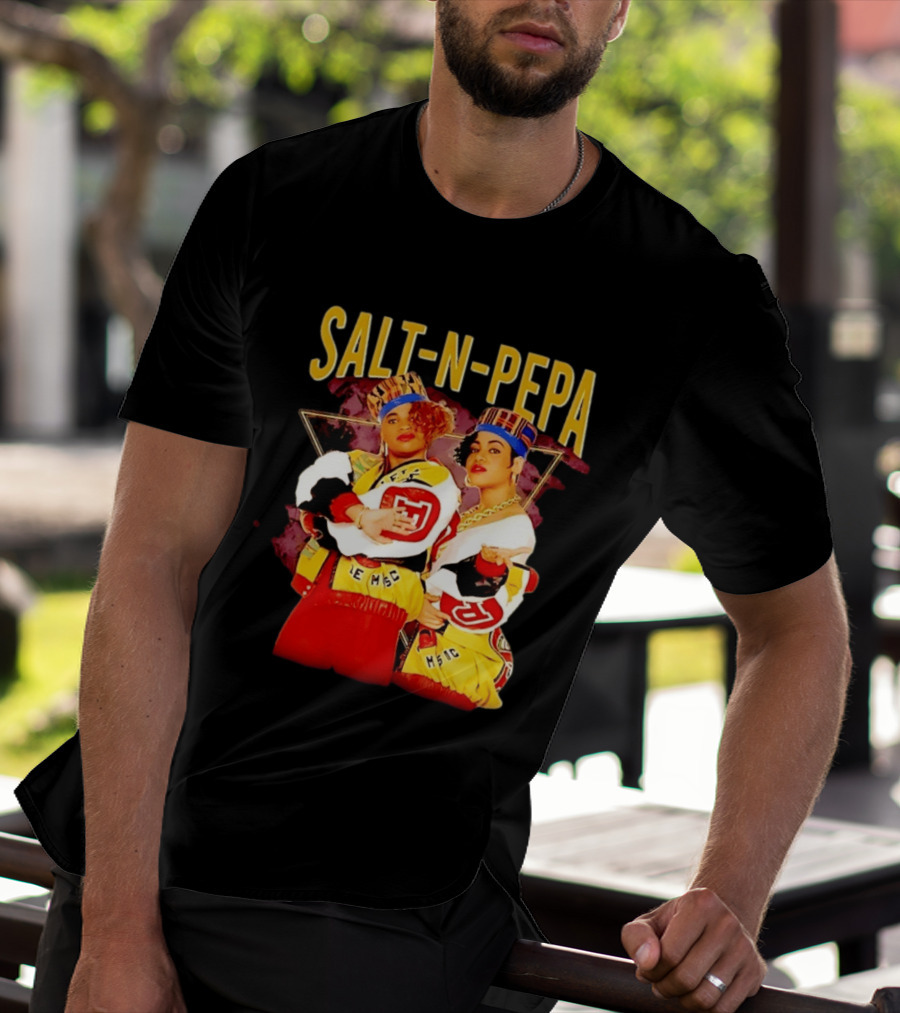Salt N Pepa Iconic 90s Hip Hop Fashion T-Shirt