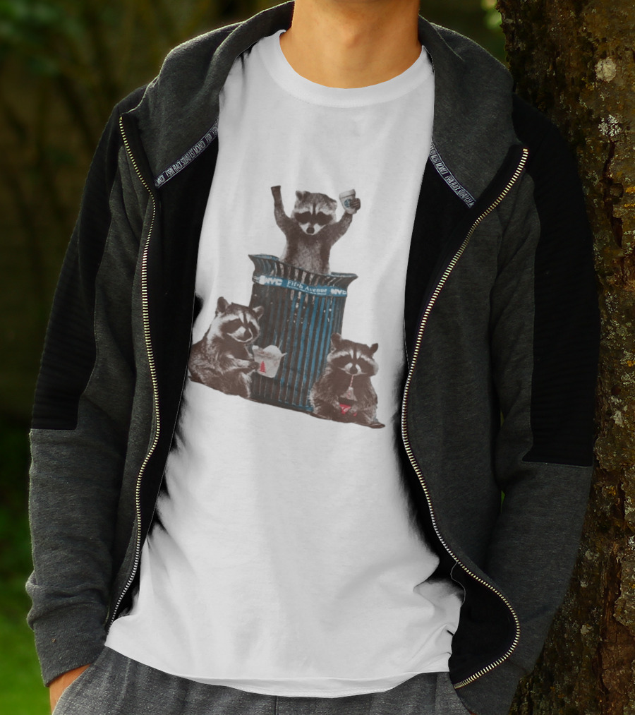 NYC Fifth Avenue Raccoons In Trash Can Pizza Coffee T-Shirt