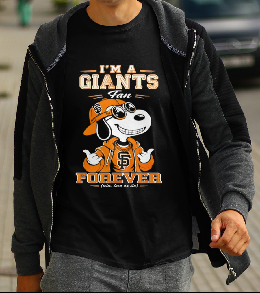 Snoopy I'm A Giants Fan Forever San Francisco Peanuts Baseball T-Shirt