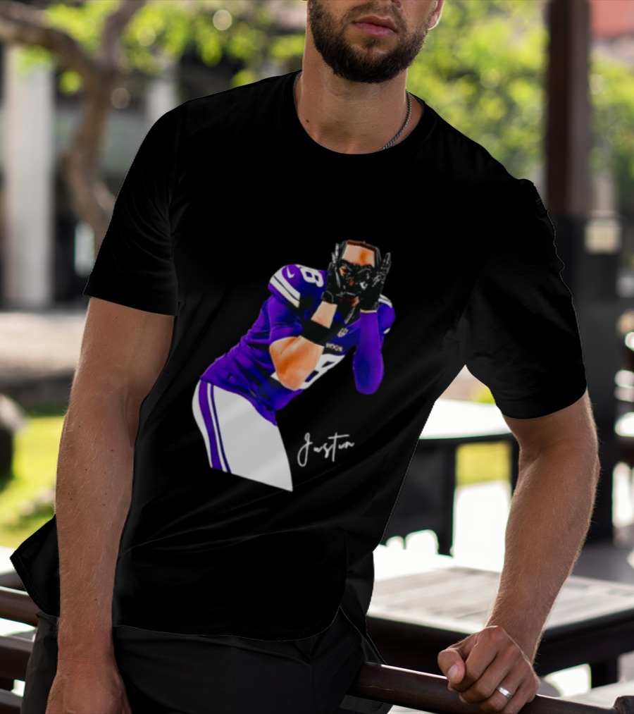 Justin Jefferson Signature Minnesota Vikings Football Player Pose T-Shirt