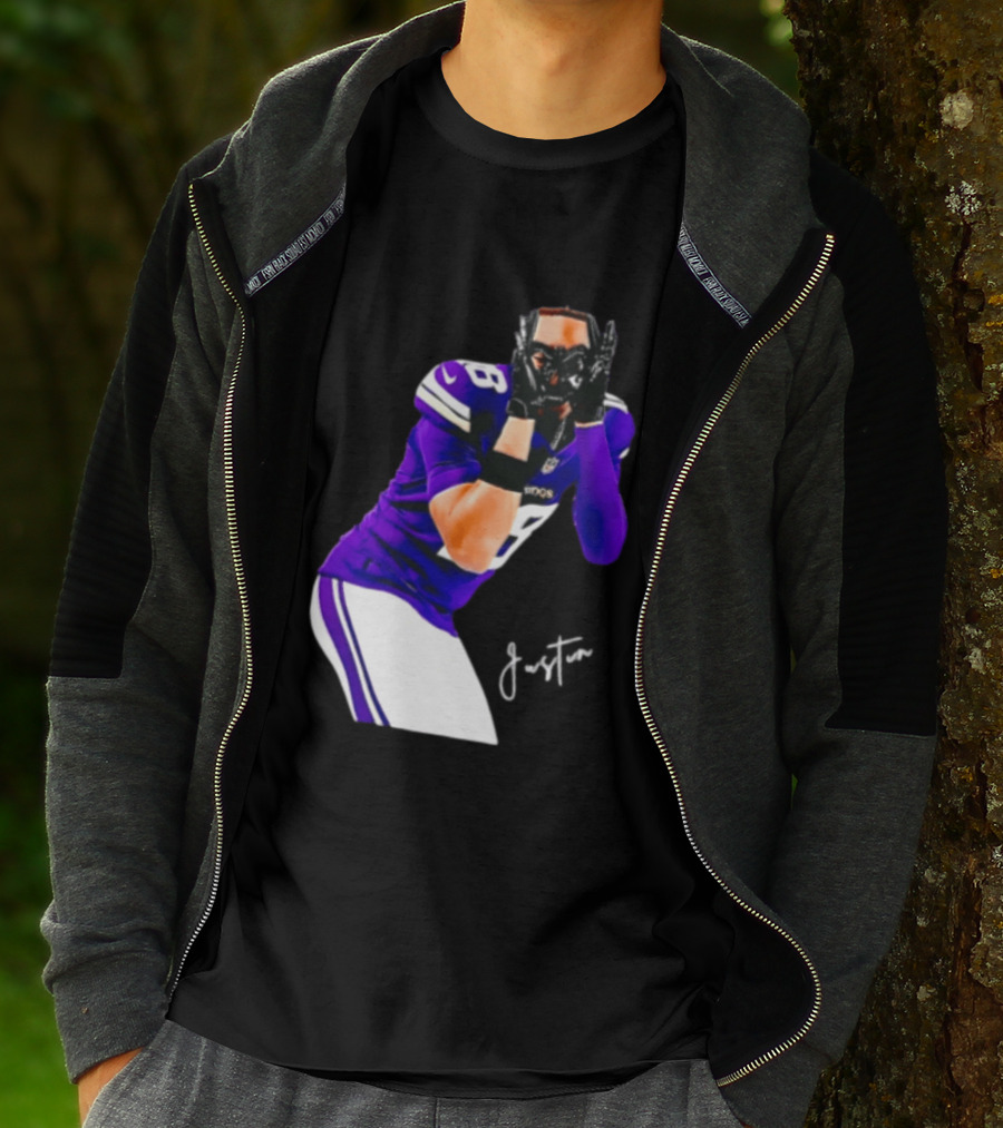Justin Jefferson Signature Minnesota Vikings Football Player Pose T-Shirt