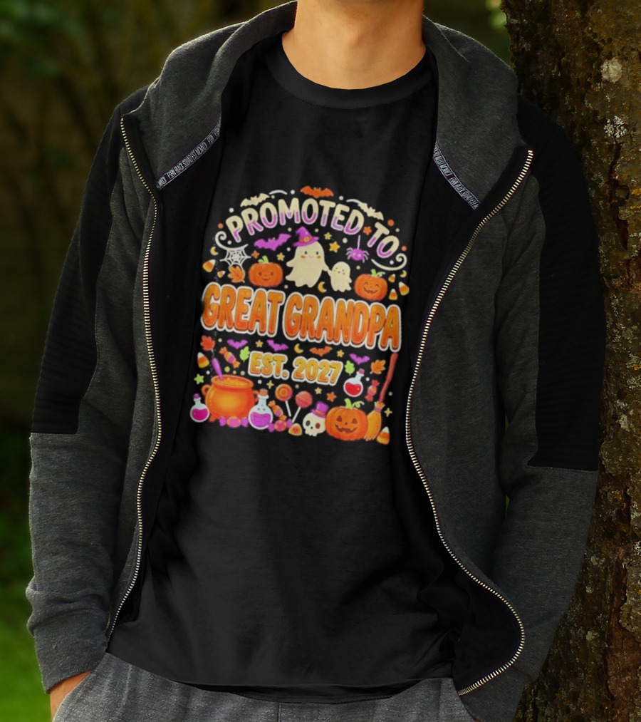Promoted To Great Grandpa Halloween Pumpkin Est 2027 Ghosts Bats Cauldron T-Shirt