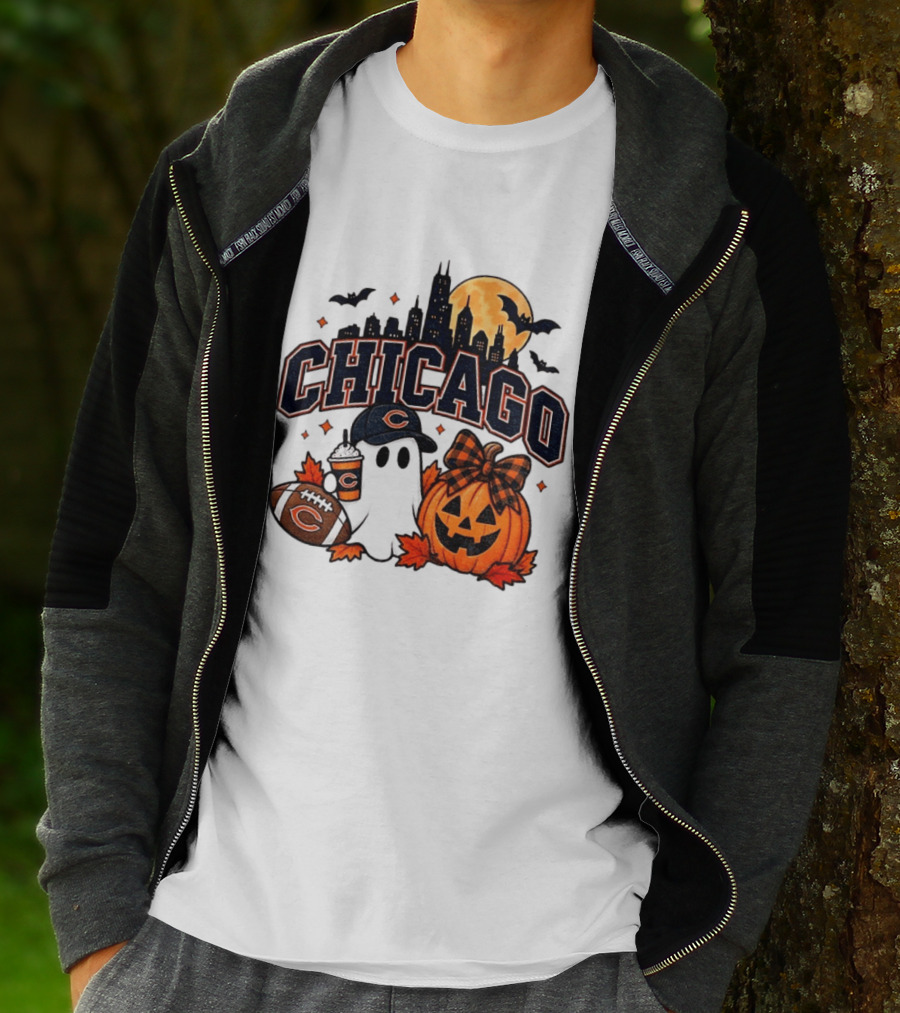Chicago Bears Halloween Ghost Pumpkin Football Skyline Moon T-Shirt