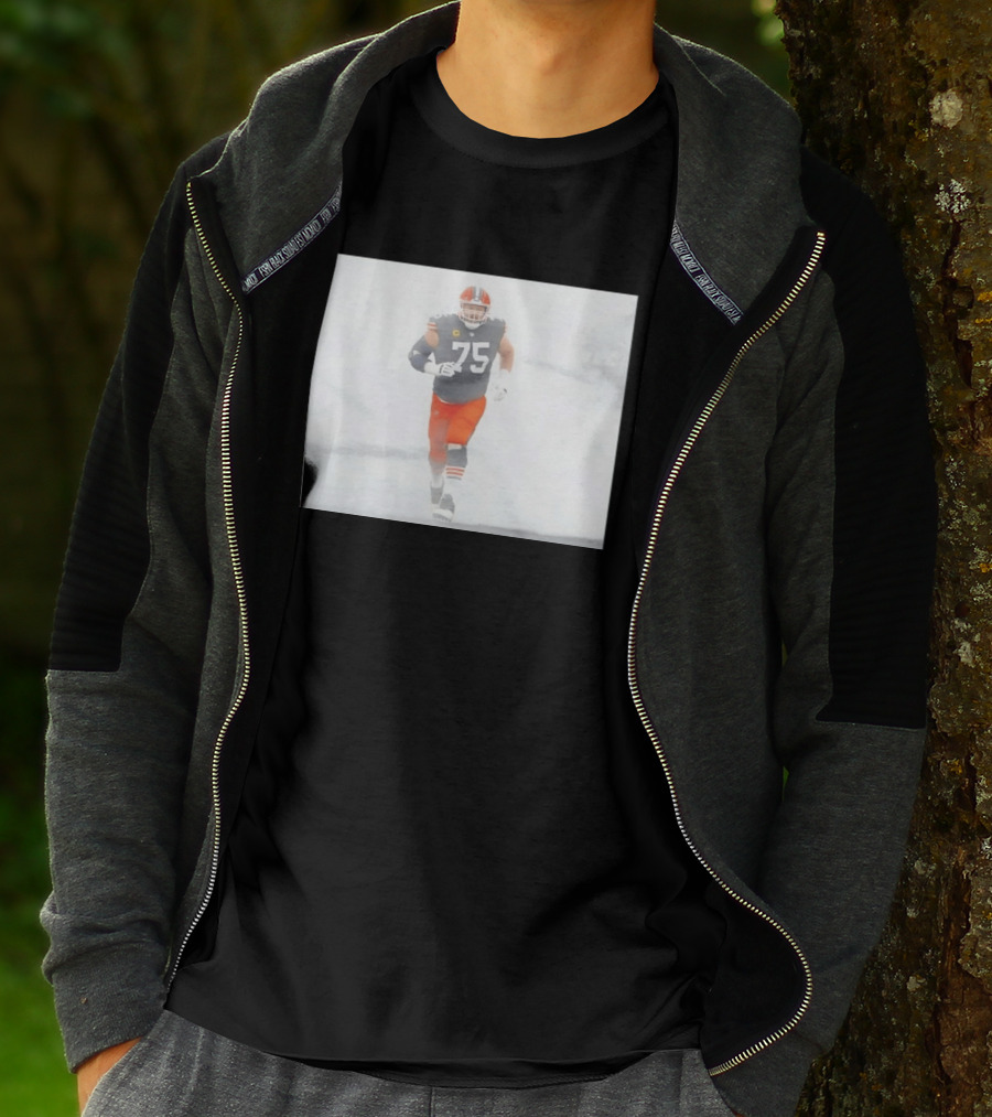 Joel Bitonio Cleveland Browns Number 75 Football Legends T-Shirt
