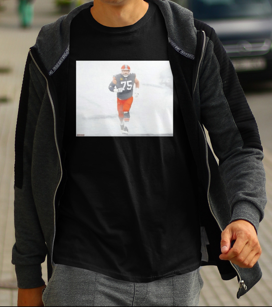 Joel Bitonio Cleveland Browns Number 75 Football Legends T-Shirt