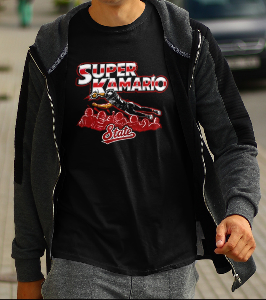 Super Kamario State Football Player Diving Catch Crowd T-Shirt