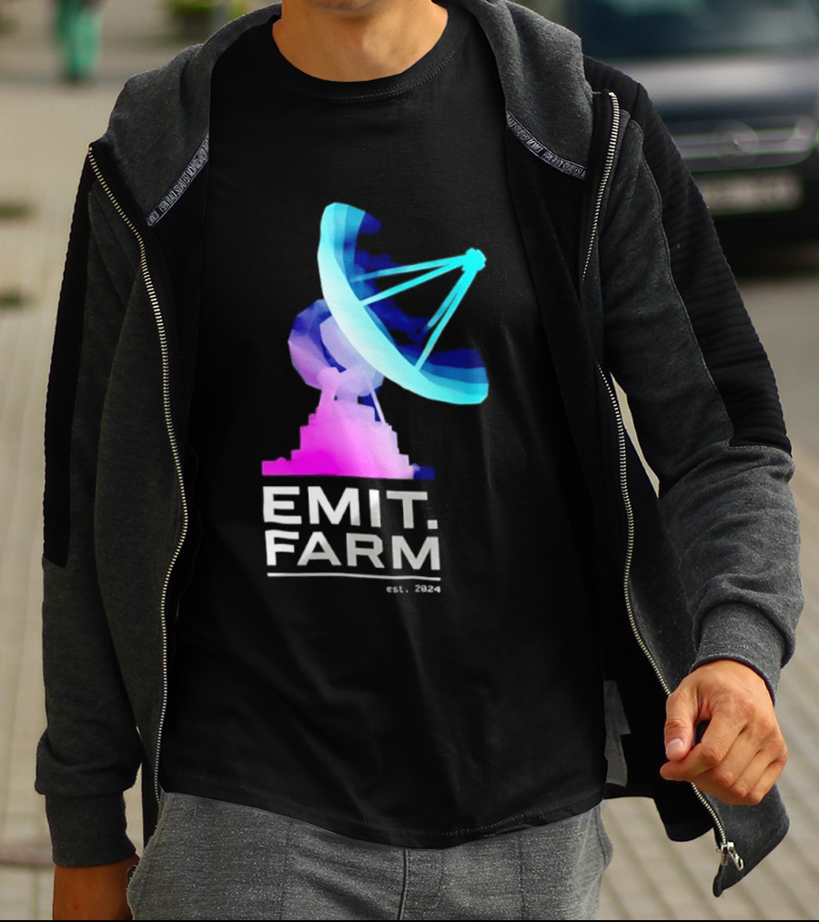 Emit Farm Est 2024 Satellite Dish Radio Telescope Science T-Shirt