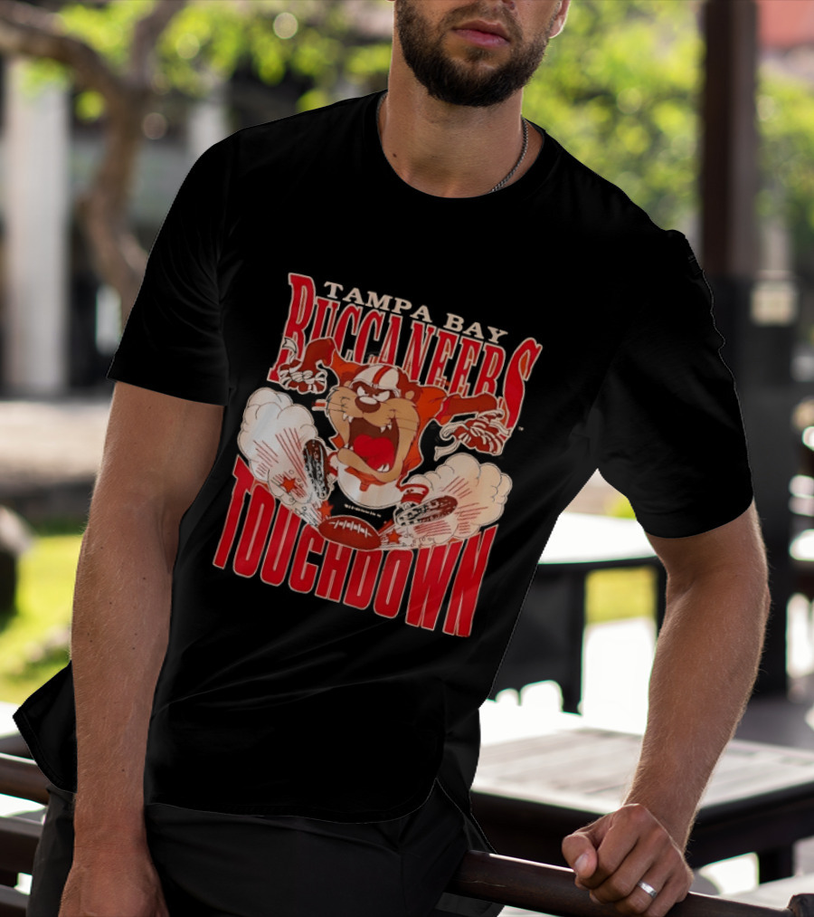 Tampa Bay Buccaneers Taz Touchdown 1993 Football Cartoon T-Shirt