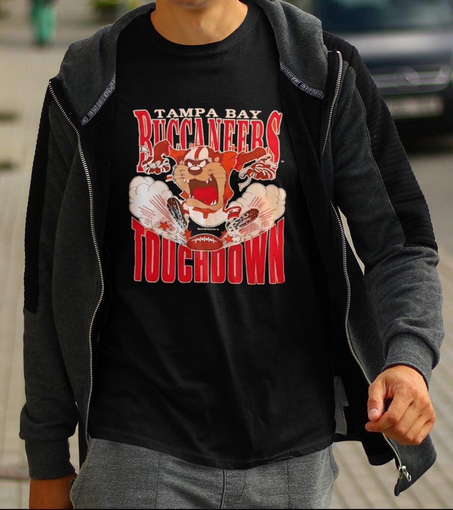 Tampa Bay Buccaneers Taz Touchdown 1993 Football Cartoon T-Shirt