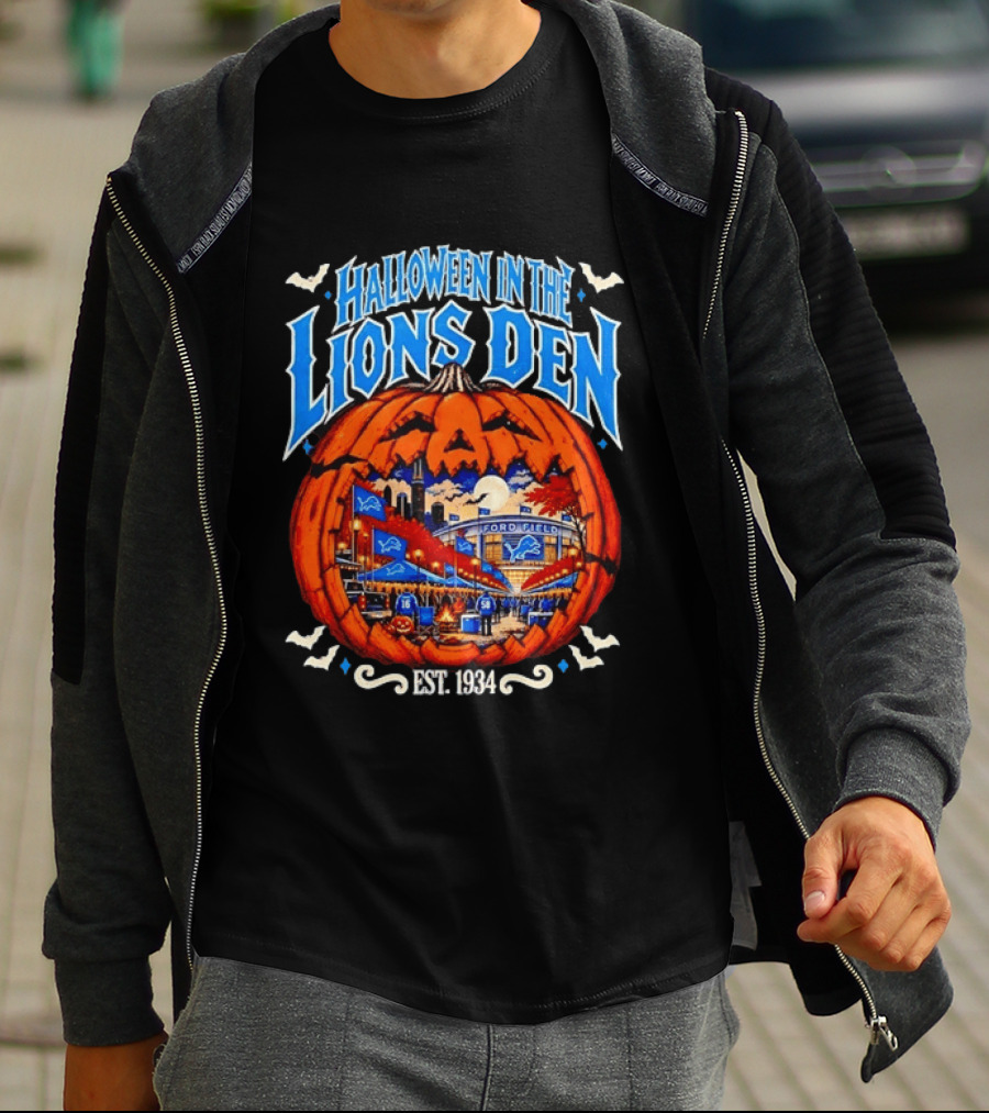 Halloween In The Lions Den Ford Field Detroit Lions Est 1934 T-Shirt