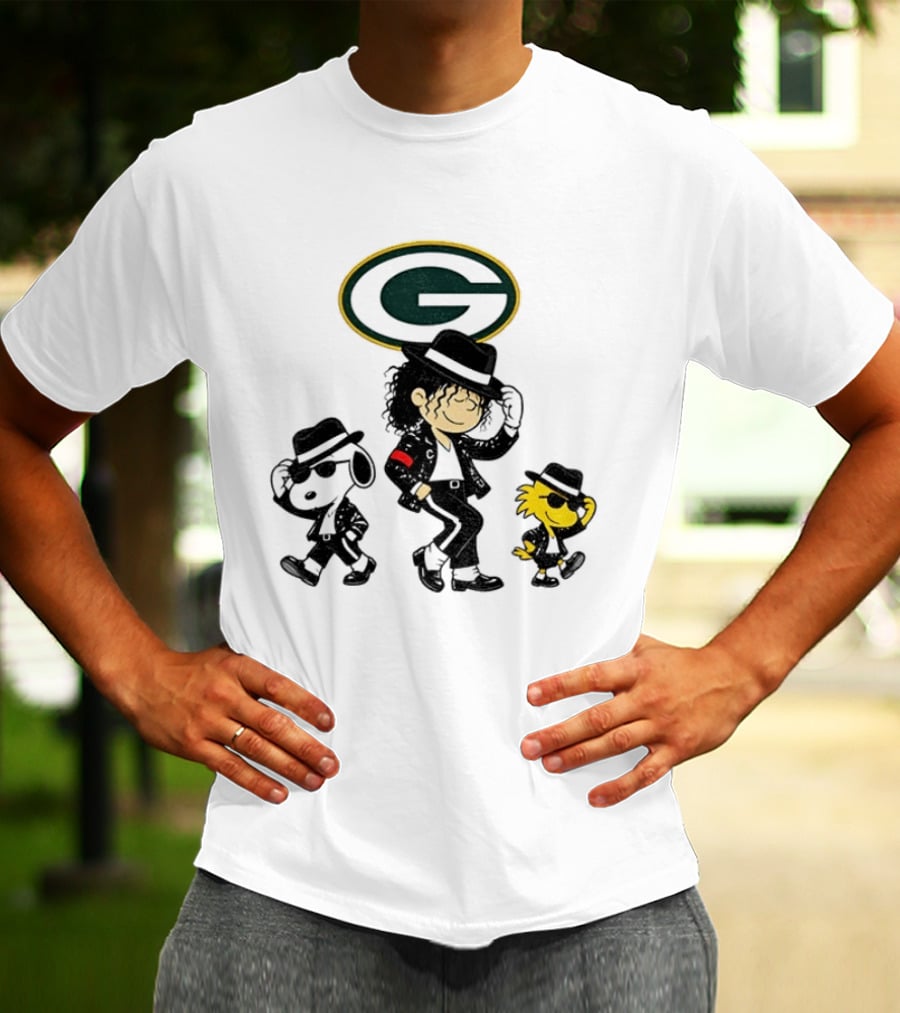 Green Bay Packers Charlie Brown Snoopy Woodstock Pop Rock Dance T-Shirt