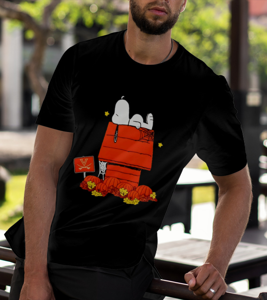 Snoopy Halloween Doghouse Virginia Cavaliers College Football Peanuts Pumpkins T-Shirt